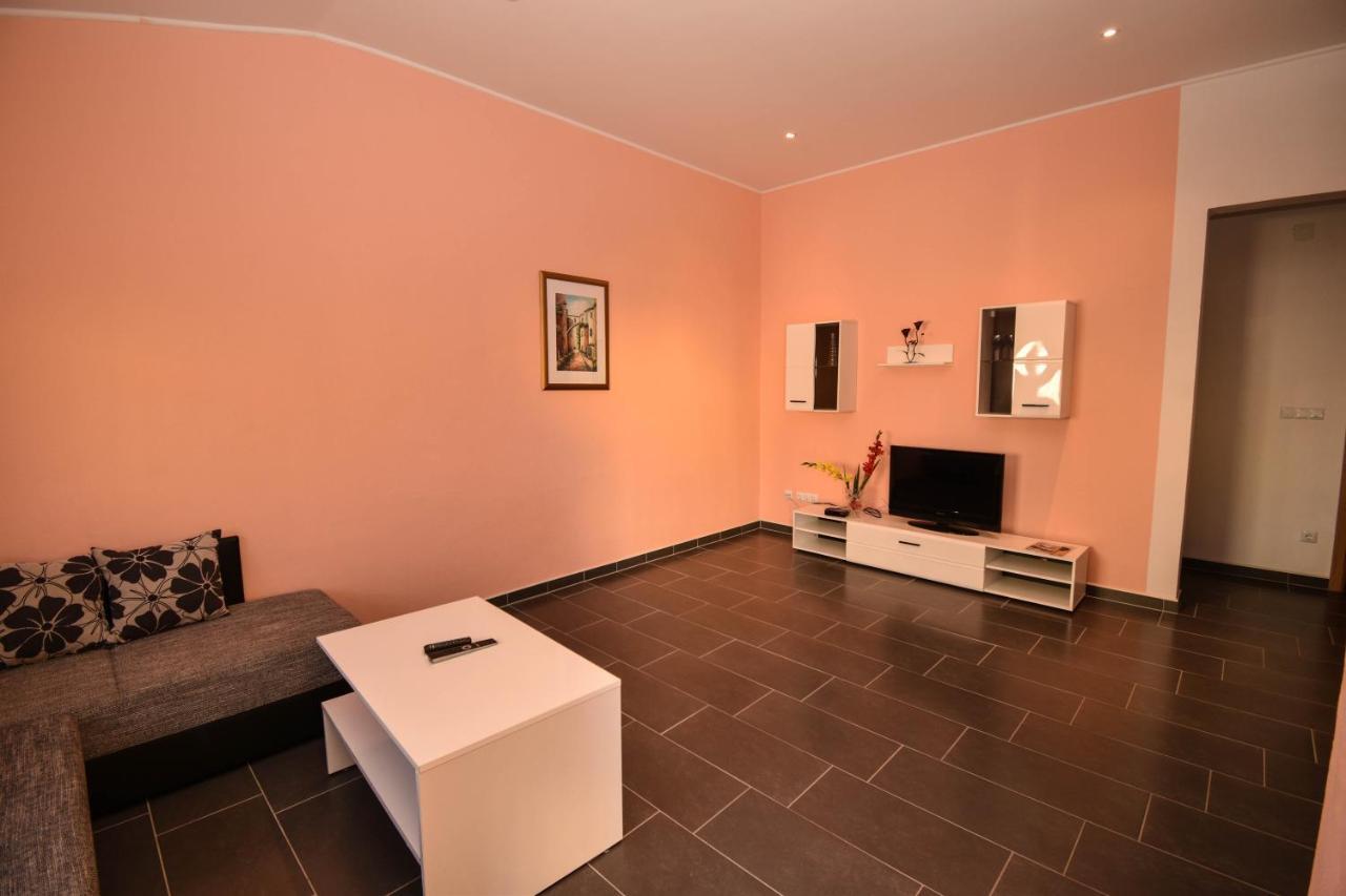 Apartmani Lukic Вир Экстерьер фото